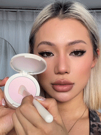 SHEGLAM Sharp Moves Triangle Brush