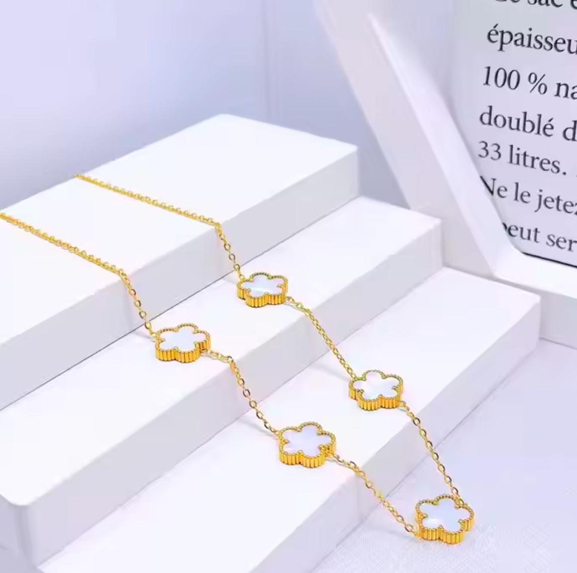 Stainless steel white four-leaf shape necklace