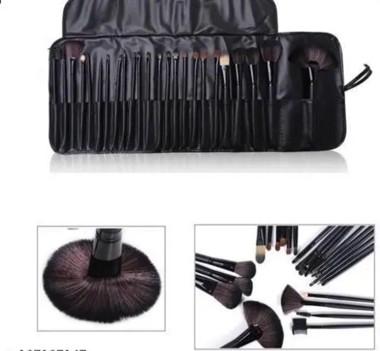 Black Makeup Brushes set + Pouch