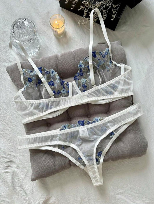 Plus Floral Embroidery Mesh Underwire Lingerie Set -- SIZE 1XL
