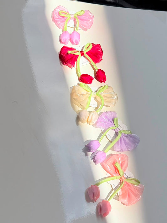 Bloom Whisper Tulip Hair Clip