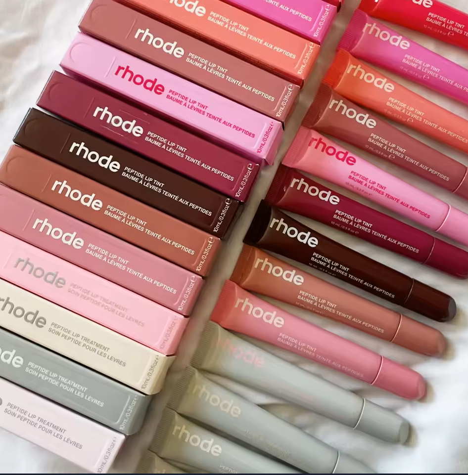 Glossy Liquid Peptide Lip Gloss