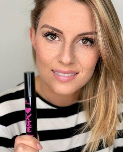 ESSENCE I Love Extreme Black Volume Mascara 12ml