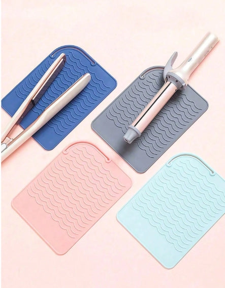 1pc Hot Styling Tool Silicone Mat (Random Colors)