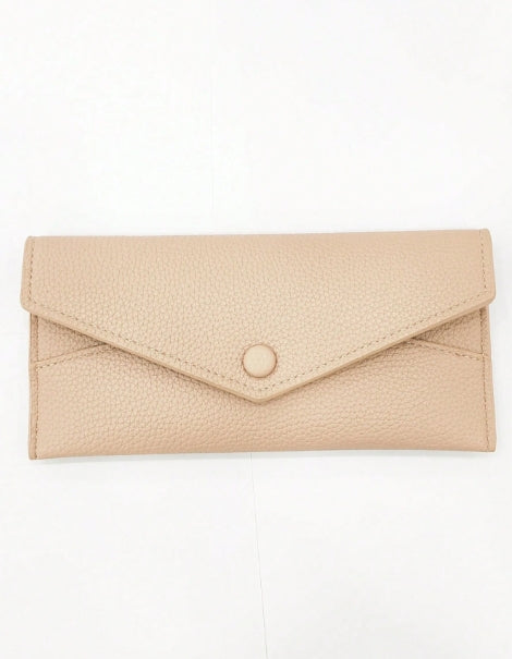 The Everyday Wallet Edit