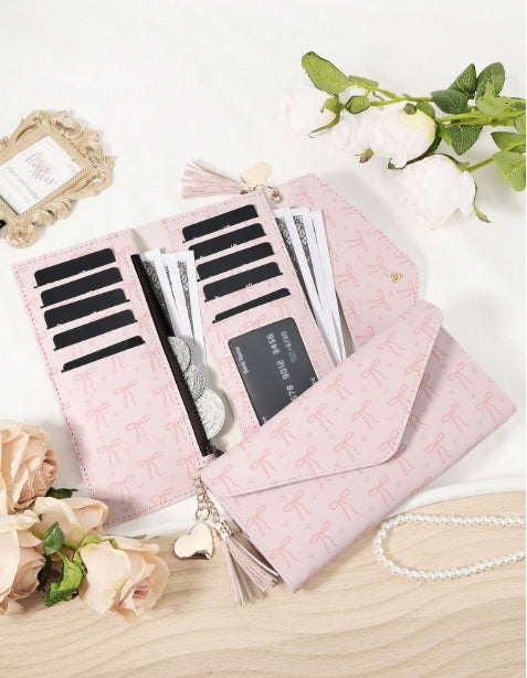 The Everyday Wallet Edit