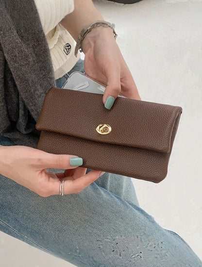 The Everyday Wallet Edit