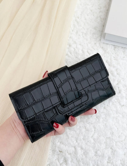 The Everyday Wallet Edit