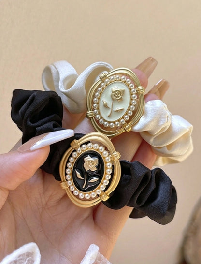 1pc Flower Satin Scrunchie