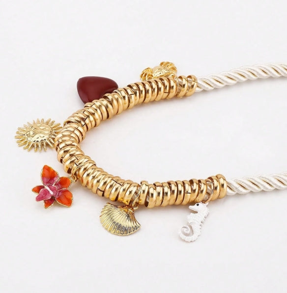 1pc Gold & Beige Necklace With Charms