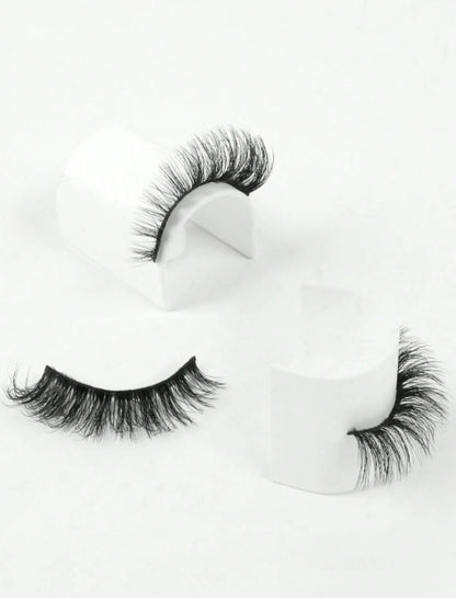 MAANGE Natural False Eyelashes - 1 Pair