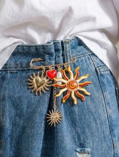 Statement Chain Brooch — Gold