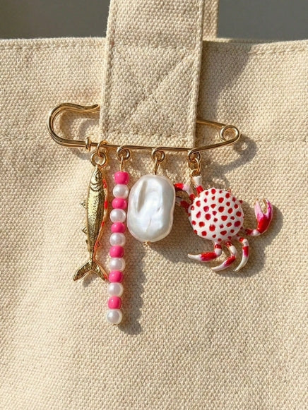 Statement Chain Brooch — Gold
