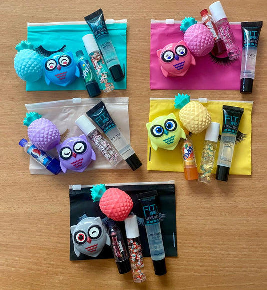 Lip Balm & Lip Gloss Kit (5pcs + Zipper Bag)
