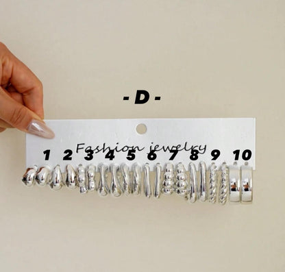 1 Pair Silver Stud Earrings