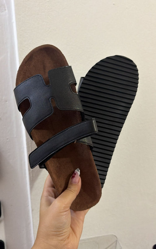 Solecia Black Flat - Size 41