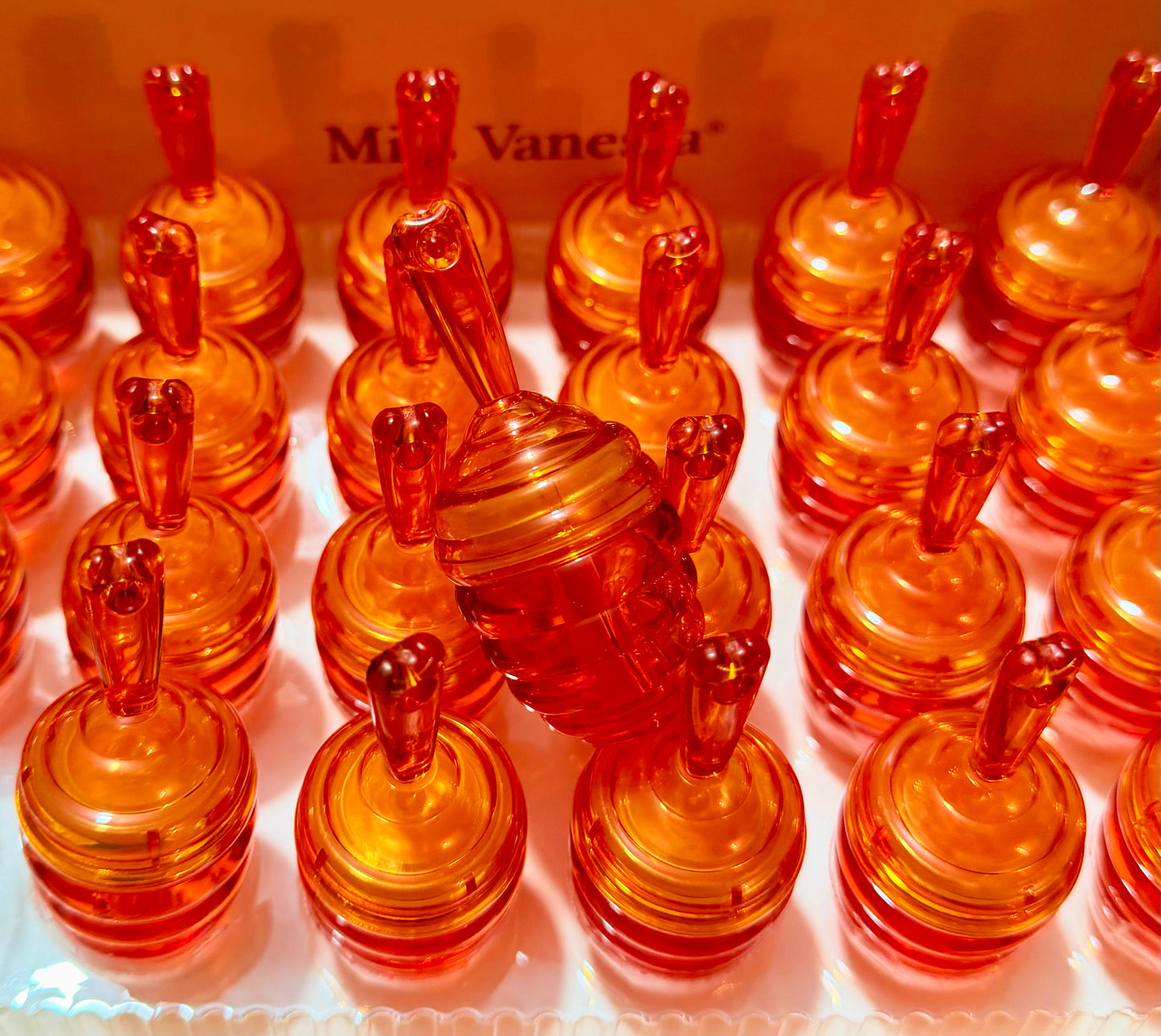 Miss Vanessa Honey Pot Lip Oil