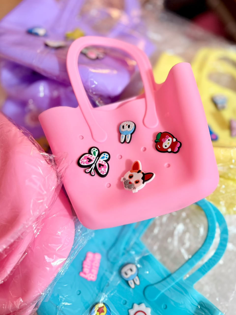 Mini Colorful Silicone Kids Bag with Detachable Charms