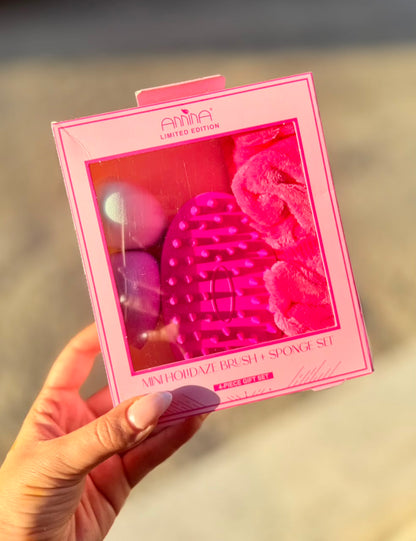 4pcs Holidaze Brush + Sponge Gift Set