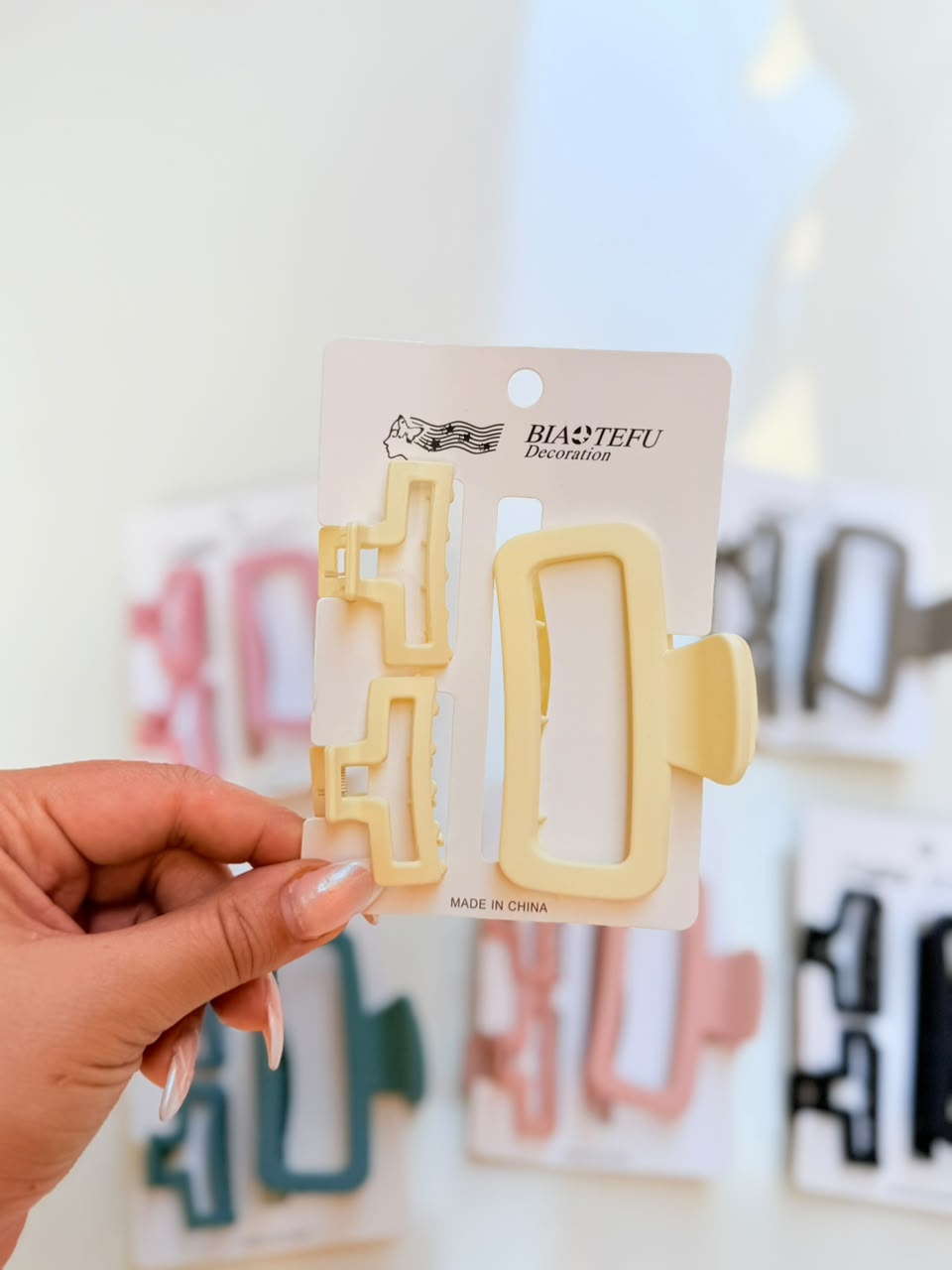 Modern Frame Hair Clip Set