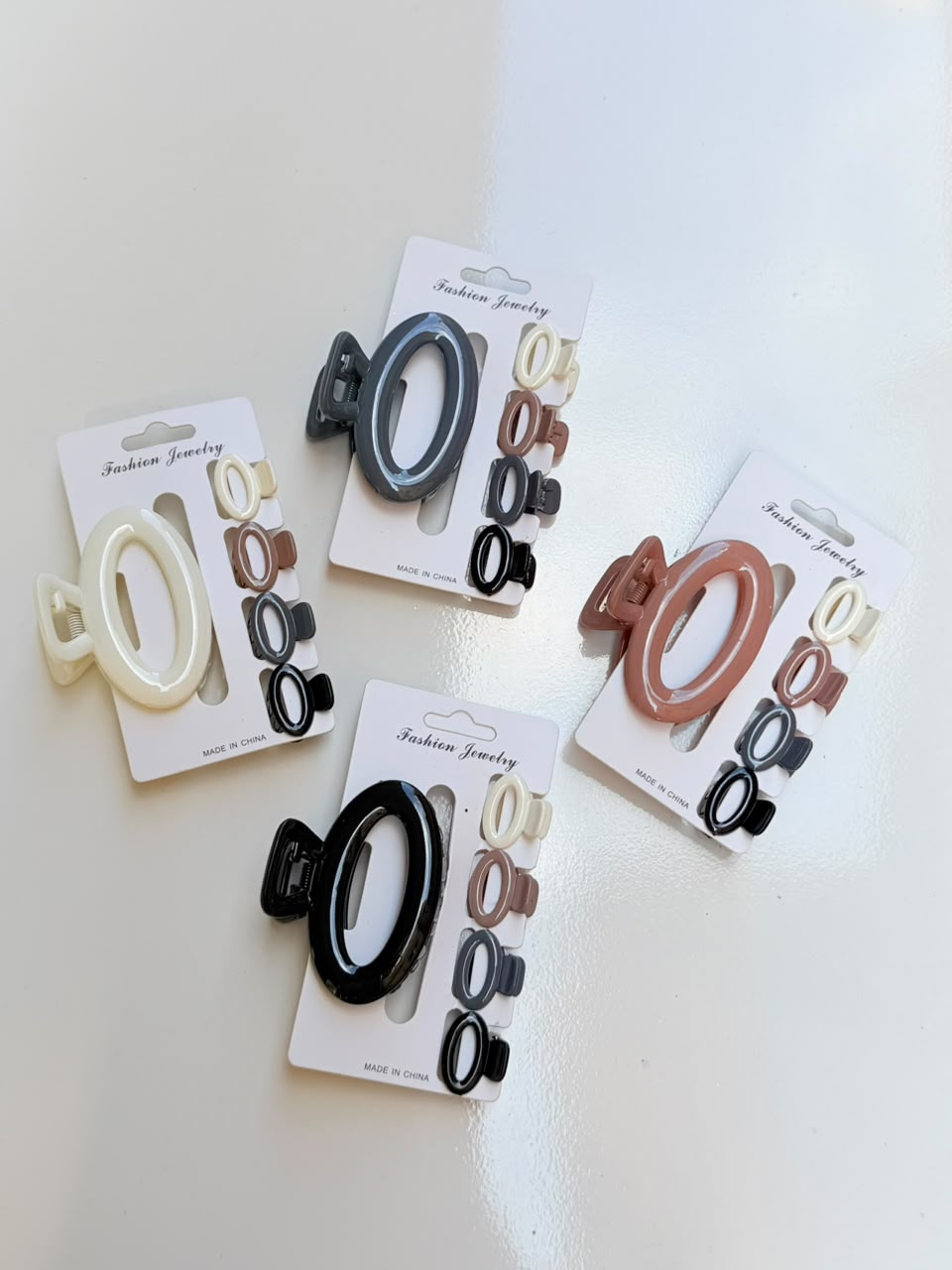 Rounded Modern Muse Hair Set