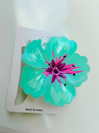Bloom Statement Clip