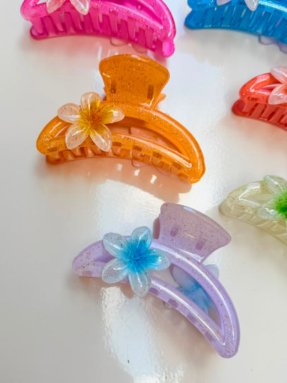 Petal Spark Hair Clip