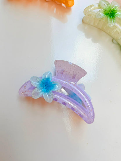 Petal Spark Hair Clip