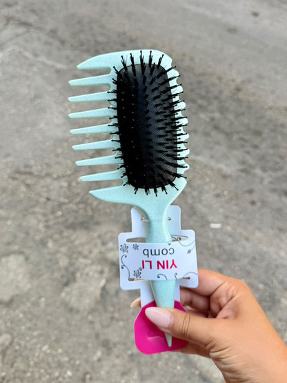 Cloud Glide Detangling Brush