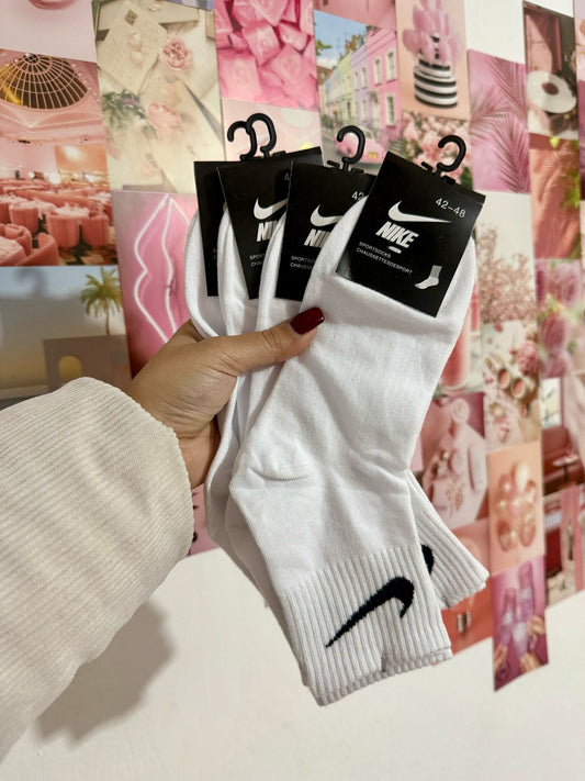 Unisex White Sports Socks 42-48
